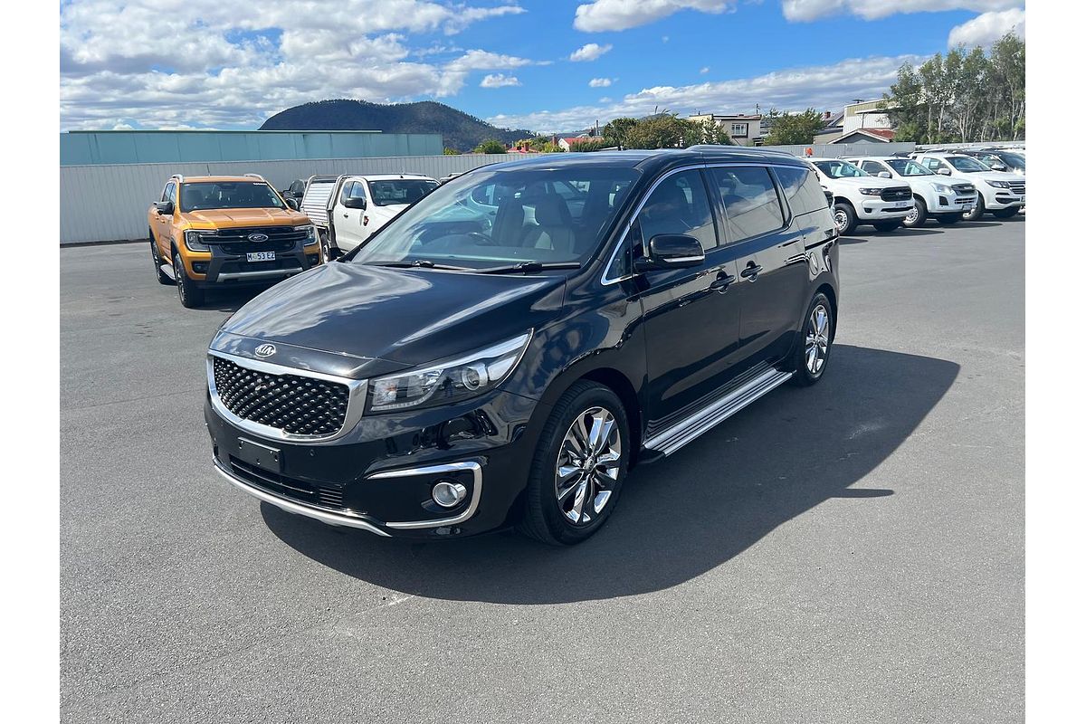 2017 Kia Carnival Platinum YP