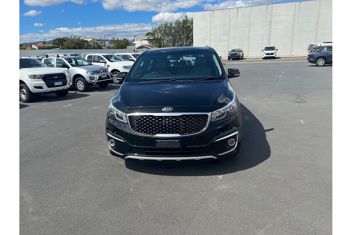 2017 Kia Carnival Platinum YP