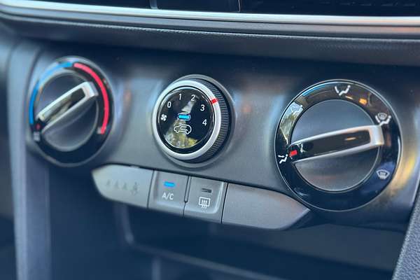 2019 Hyundai Kona Active OS.2