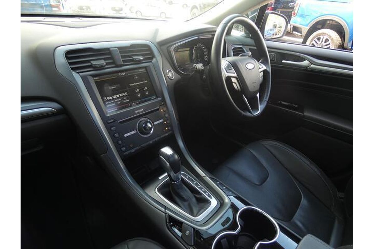 2016 Ford Mondeo