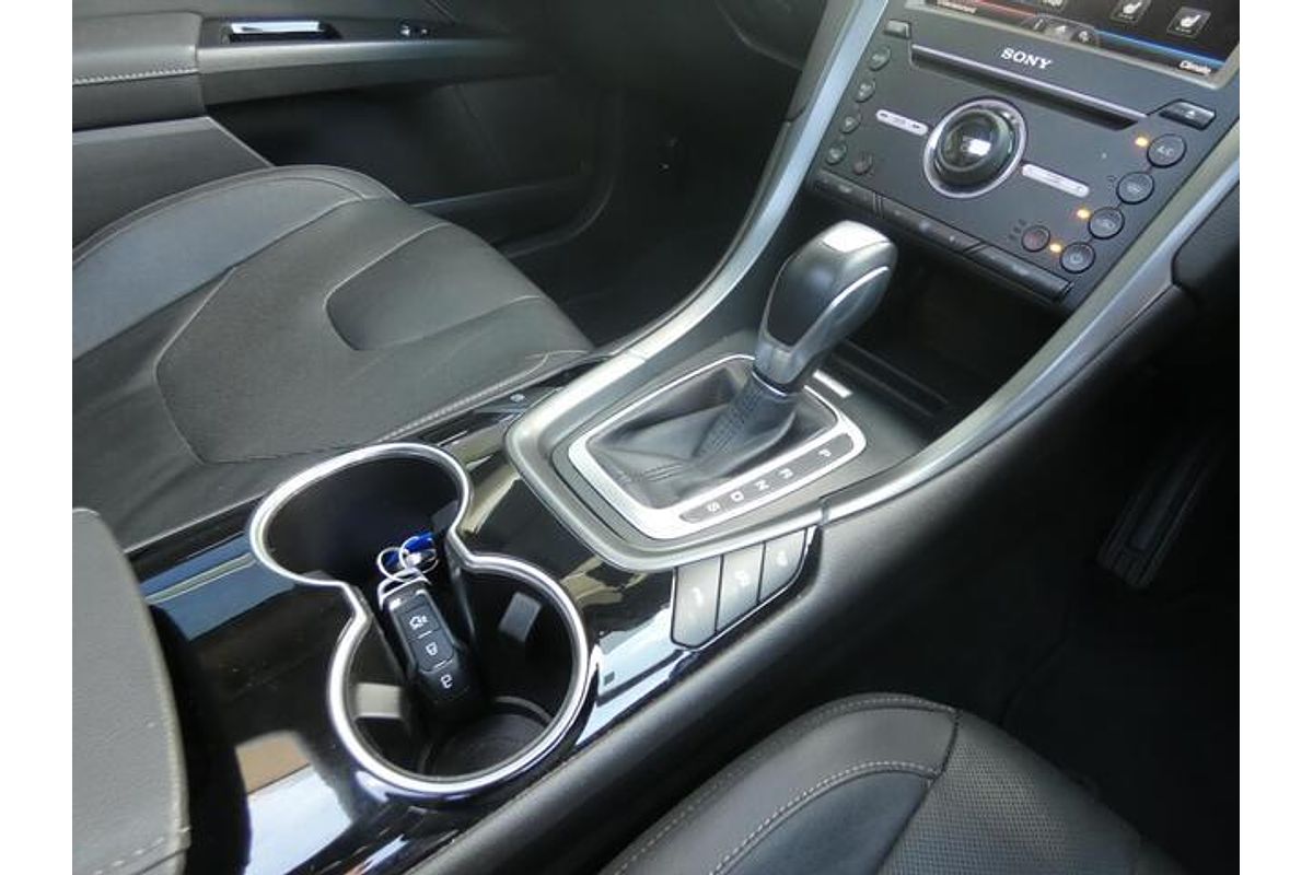 2016 Ford Mondeo