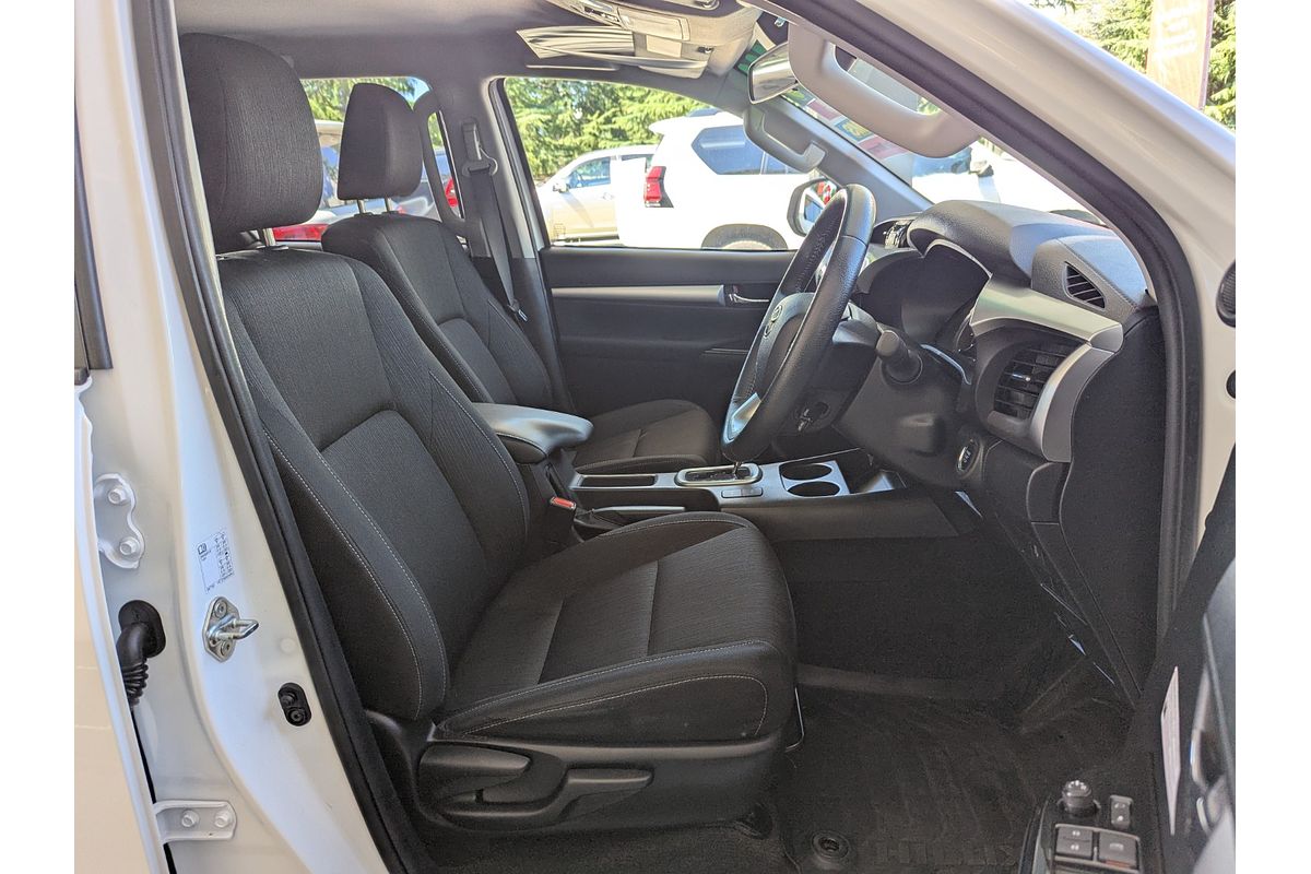2021 Toyota Hilux SR5 GUN126R 4X4