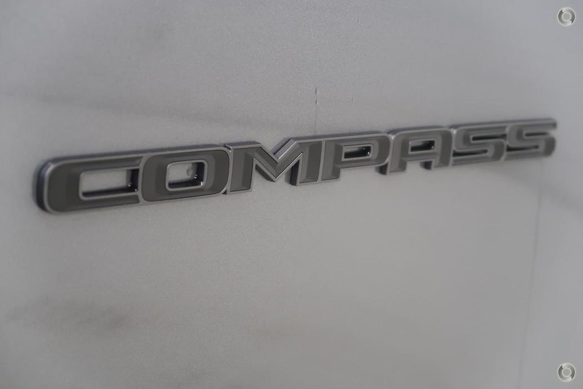 2023 Jeep Compass S-Limited M6