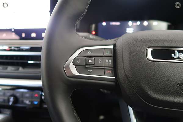 2023 Jeep Compass S-Limited M6