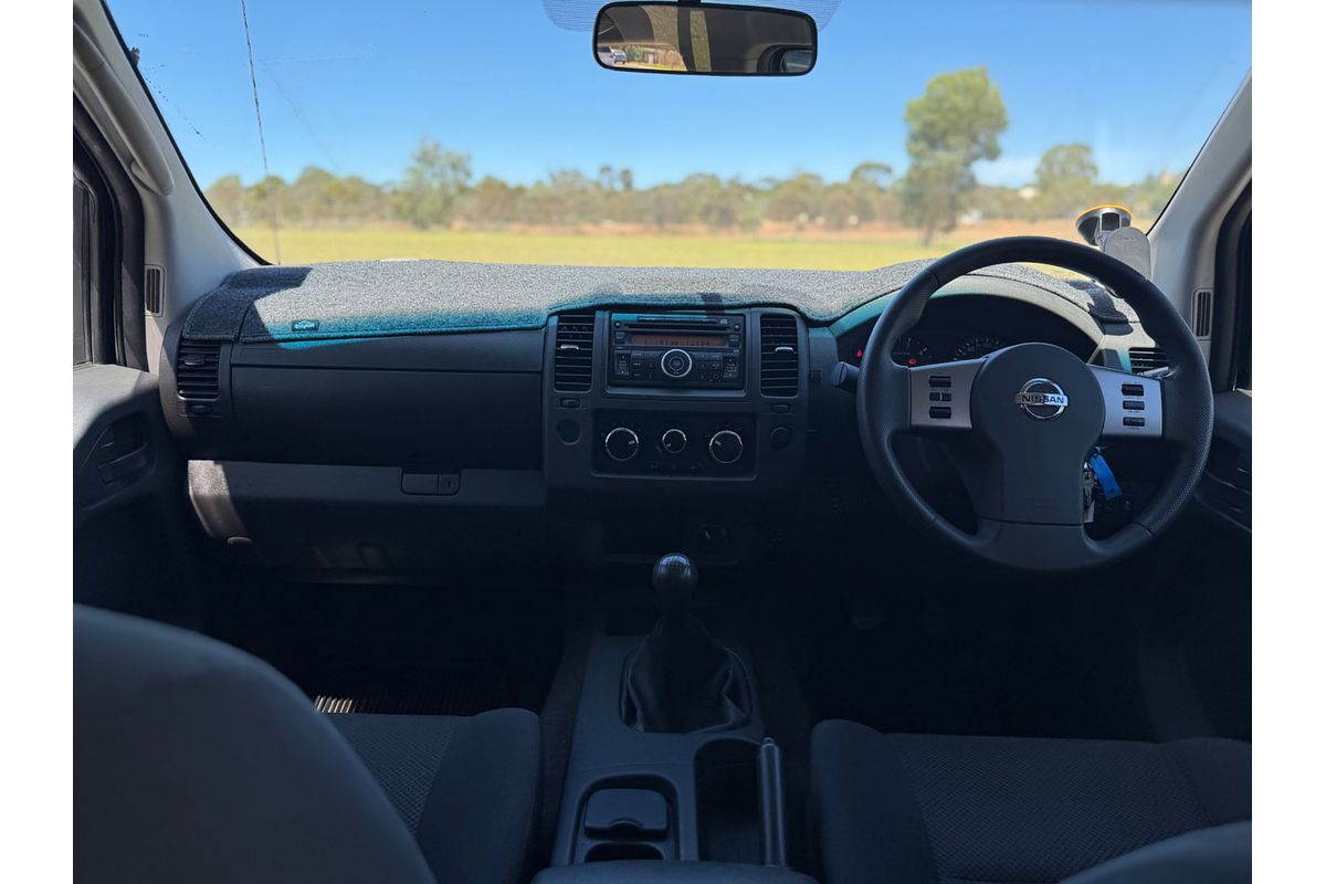 2014 Nissan Navara Silverline SE D40 Series 9 4X4