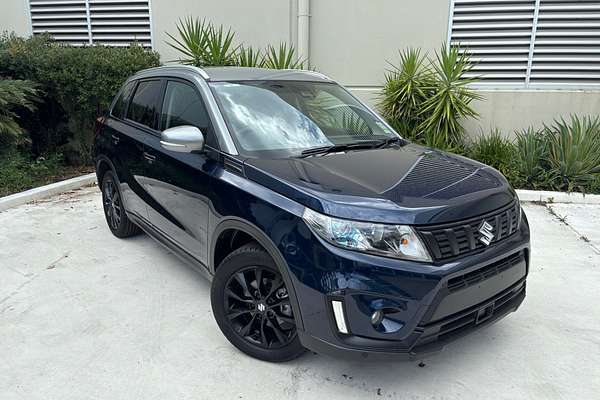 2023 Suzuki Vitara Limited Edition LY Series II