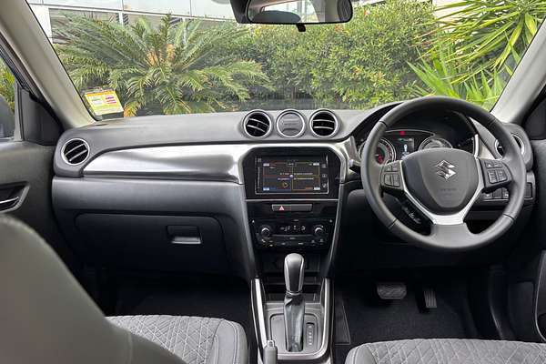 2023 Suzuki Vitara Limited Edition LY Series II