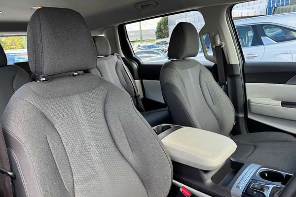 2022 Kia Carnival S KA4