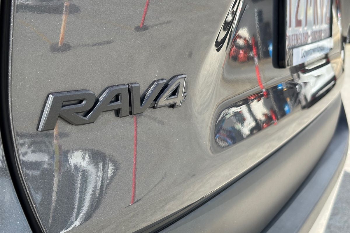 2022 Toyota RAV4 Edge AXAH54R