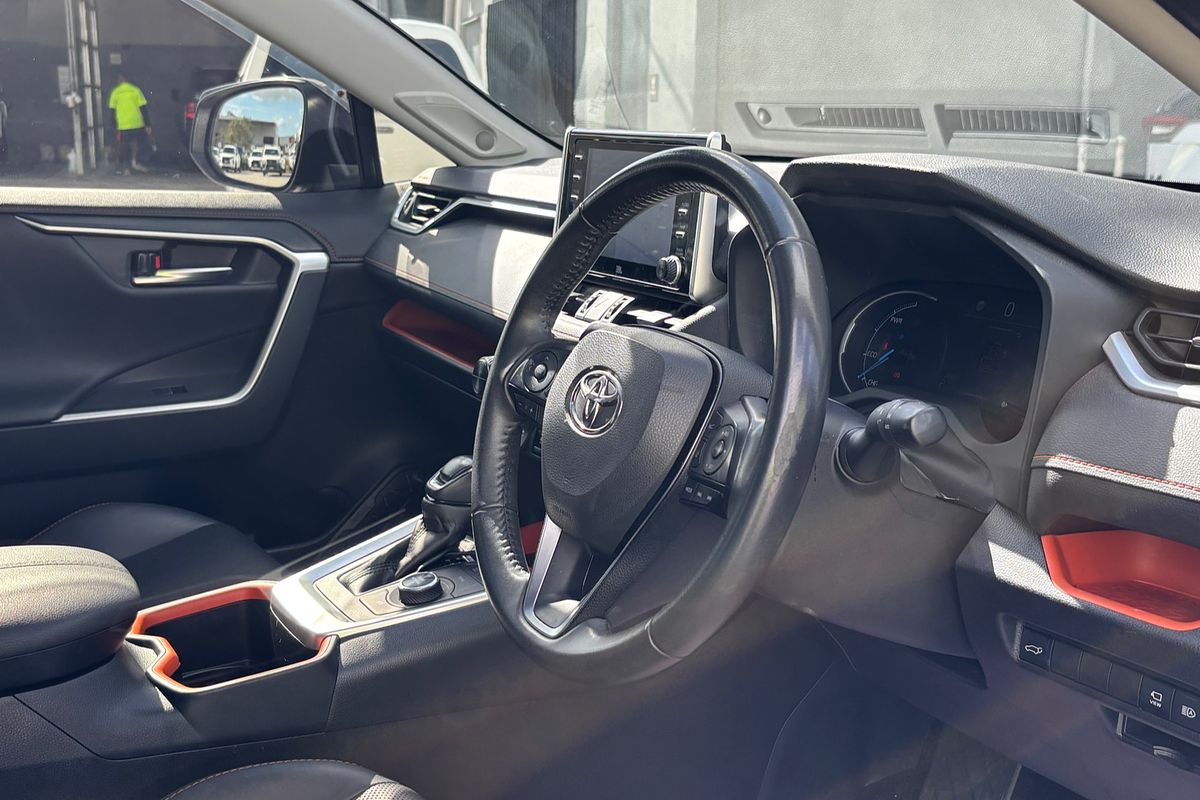 2022 Toyota RAV4 Edge AXAH54R