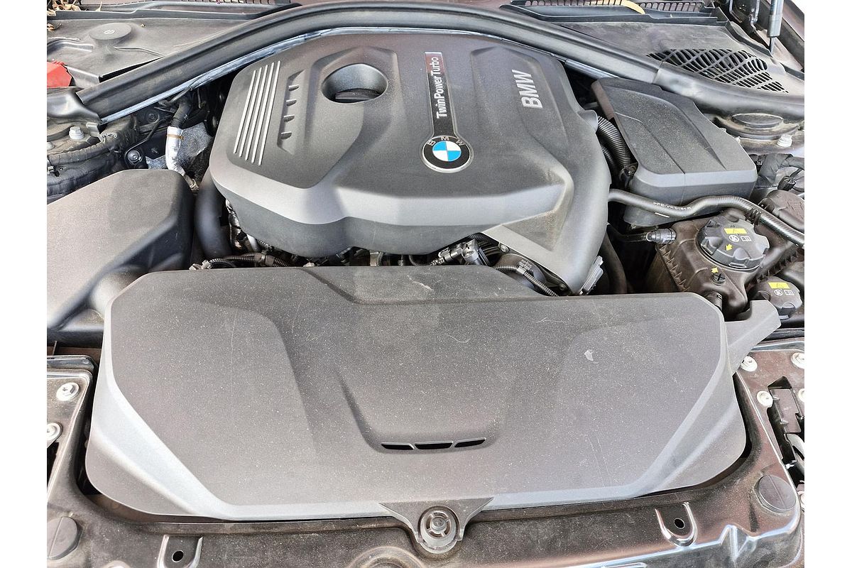 2016 BMW 3 Series 330i M Sport F30 LCI