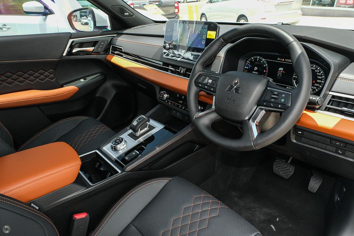 2025 Mitsubishi Outlander Exceed Tourer ZM AWD