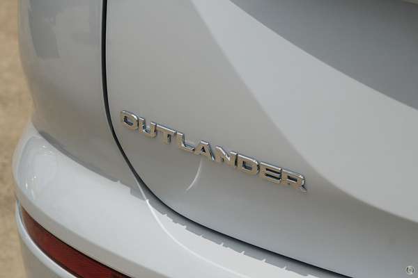 2025 Mitsubishi Outlander Exceed Tourer ZM AWD