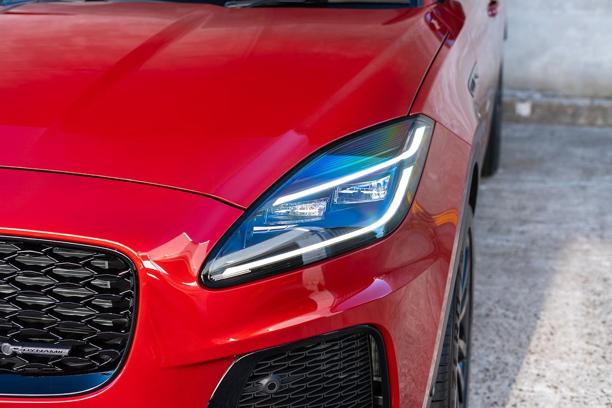 2024 Jaguar E-PACE P250 R-Dynamic SE X540