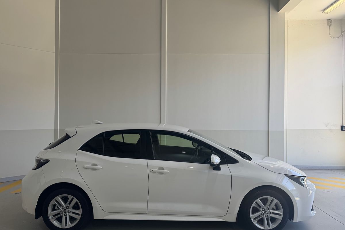 2019 Toyota Corolla Ascent Sport MZEA12R