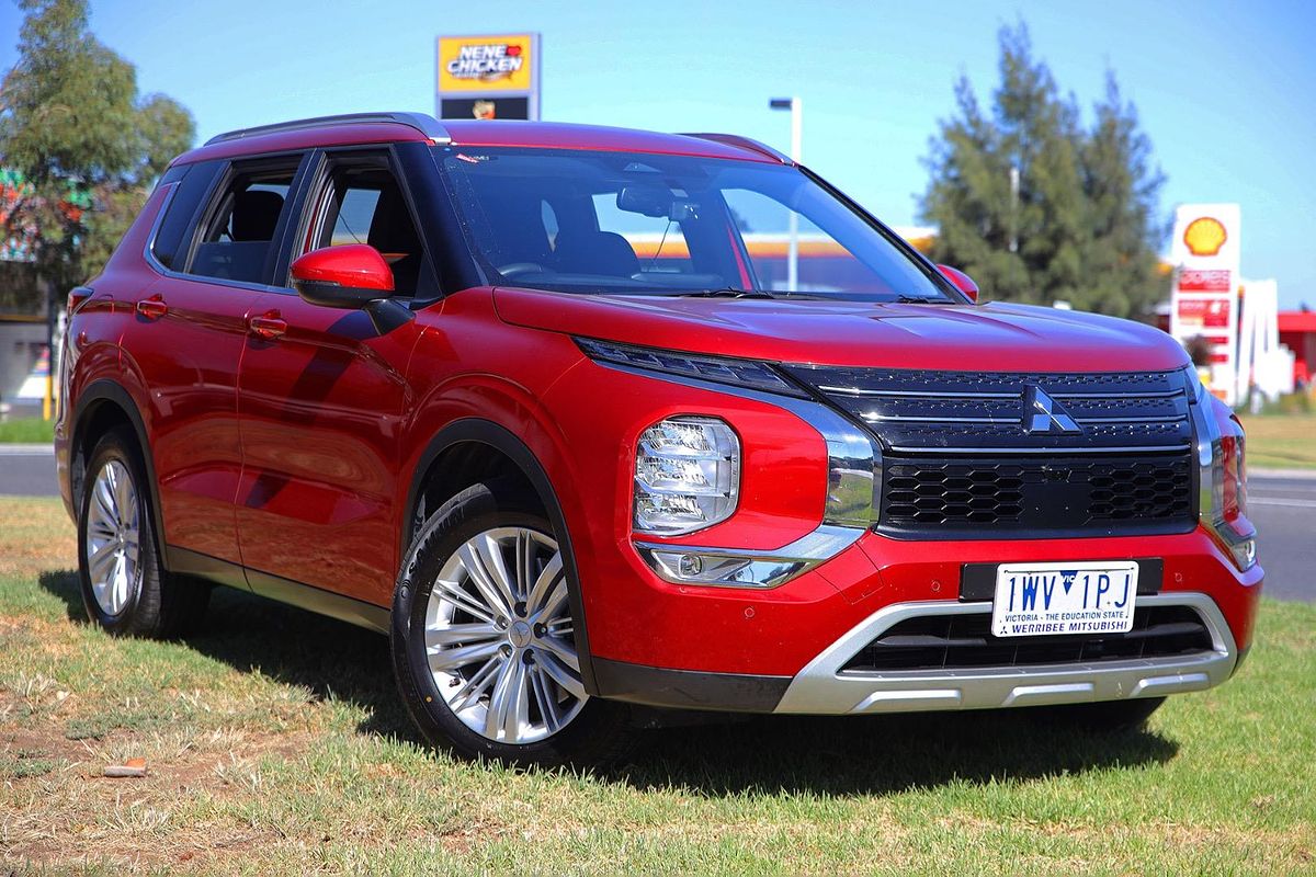 2022 Mitsubishi Outlander LS ZM