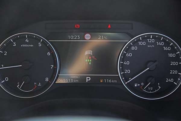 2022 Mitsubishi Outlander LS ZM
