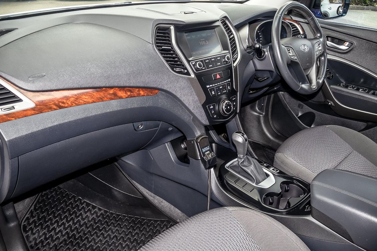 2017 Hyundai Santa Fe Active DM3 Series II