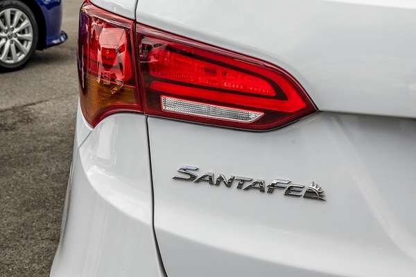 2017 Hyundai Santa Fe Active DM3 Series II