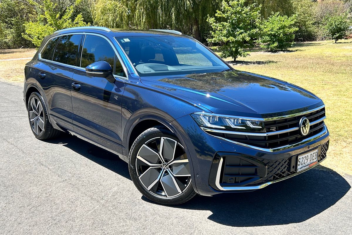 2024 Volkswagen Touareg 210TDI R-Line RC