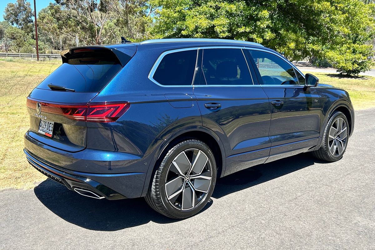 2024 Volkswagen Touareg 210TDI R-Line RC