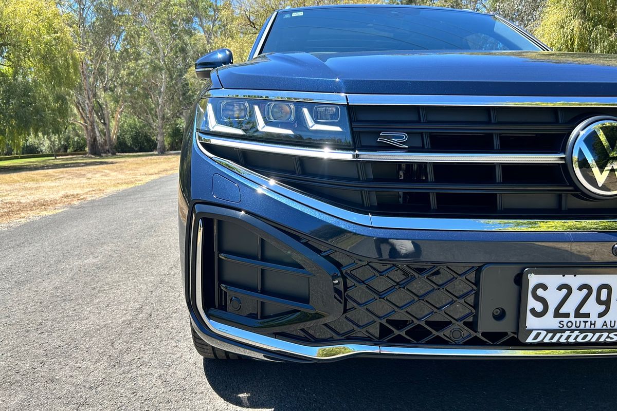 2024 Volkswagen Touareg 210TDI R-Line RC