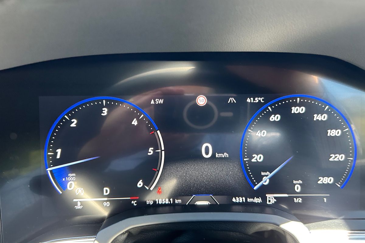 2024 Volkswagen Touareg 210TDI R-Line RC