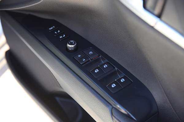 2019 Toyota Camry SL AXVH71R