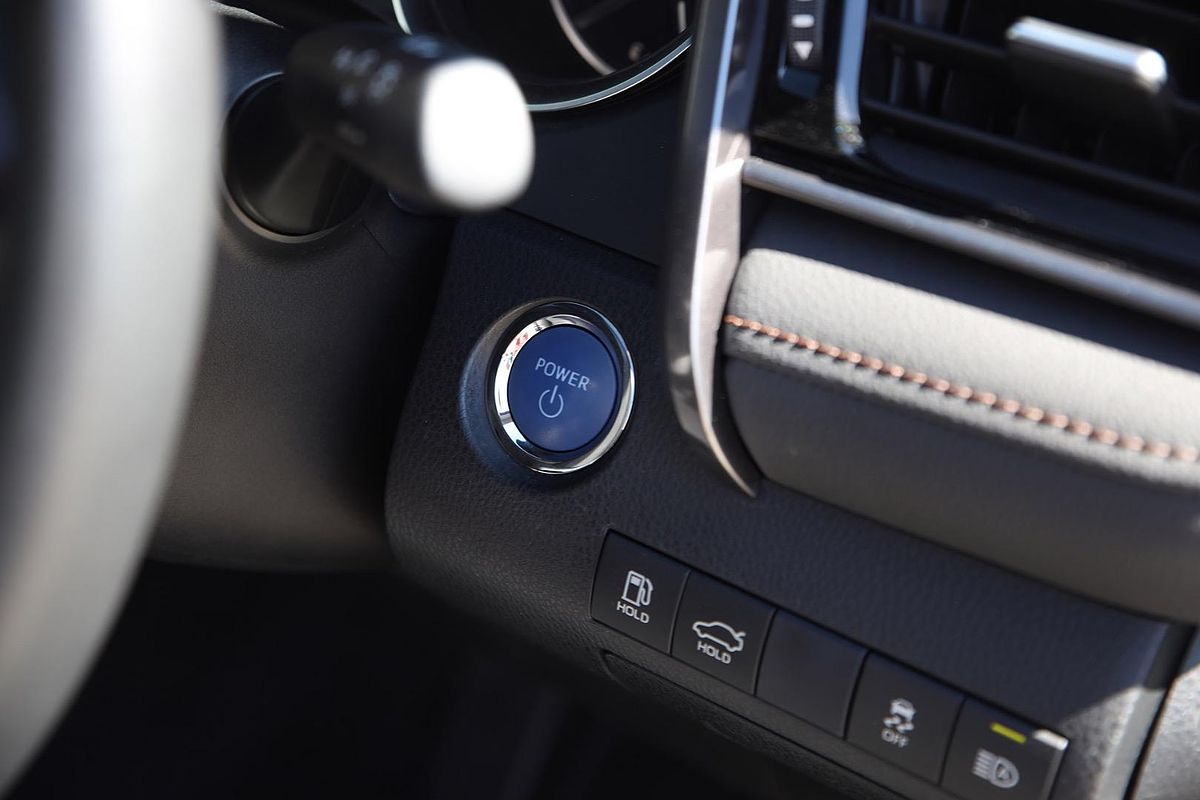 2019 Toyota Camry SL AXVH71R