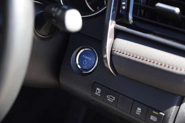 2019 Toyota Camry SL AXVH71R
