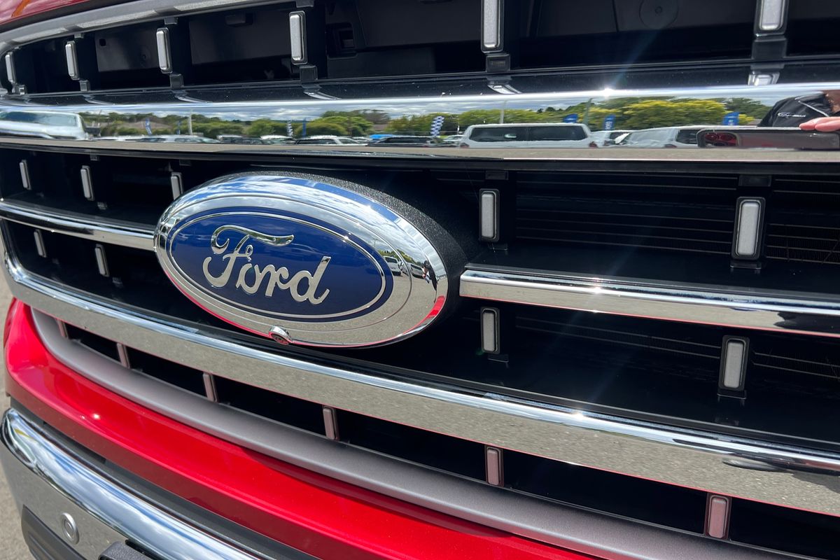 2023 Ford F-150 Lariat 4X4 SWB