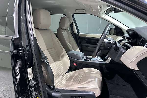2019 Land Rover Discovery Sport D150 S L550