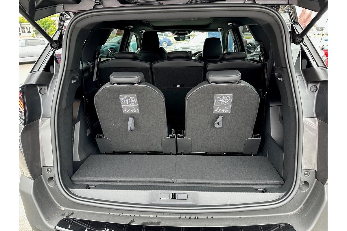 2023 Peugeot 5008 GT Sport P87