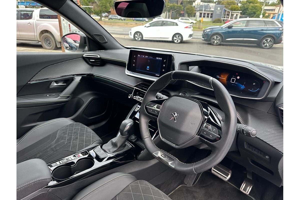2023 Peugeot 2008 GT P24