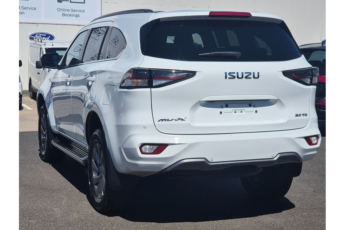 2021 Isuzu MU-X LS-U