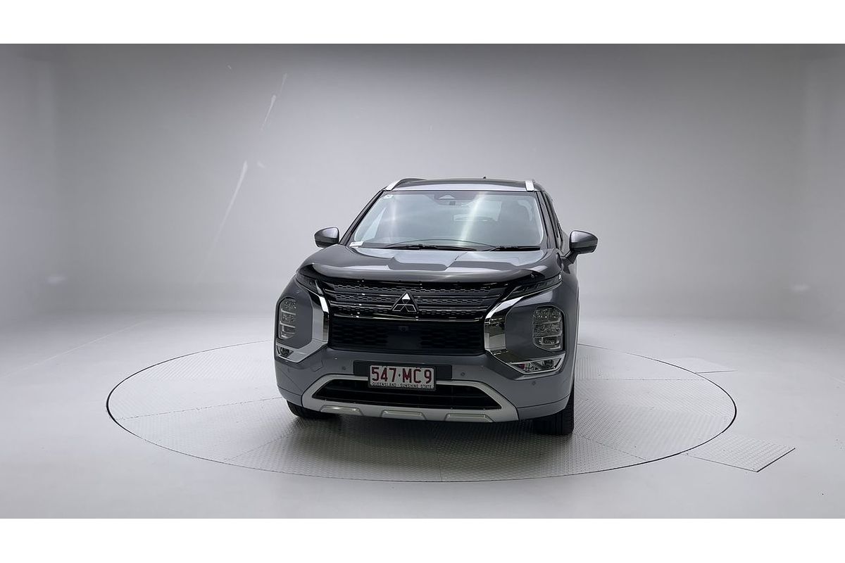 2023 Mitsubishi Outlander Exceed ZM