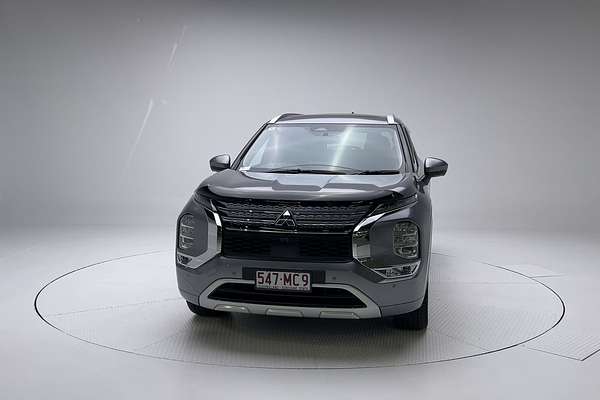 2023 Mitsubishi Outlander Exceed ZM