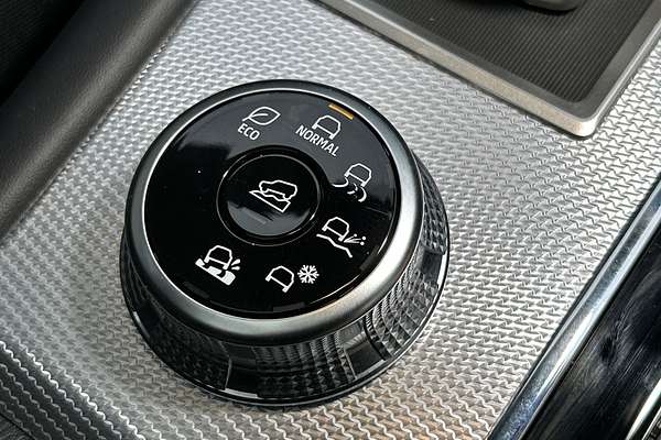 2023 Mitsubishi Outlander Exceed ZM