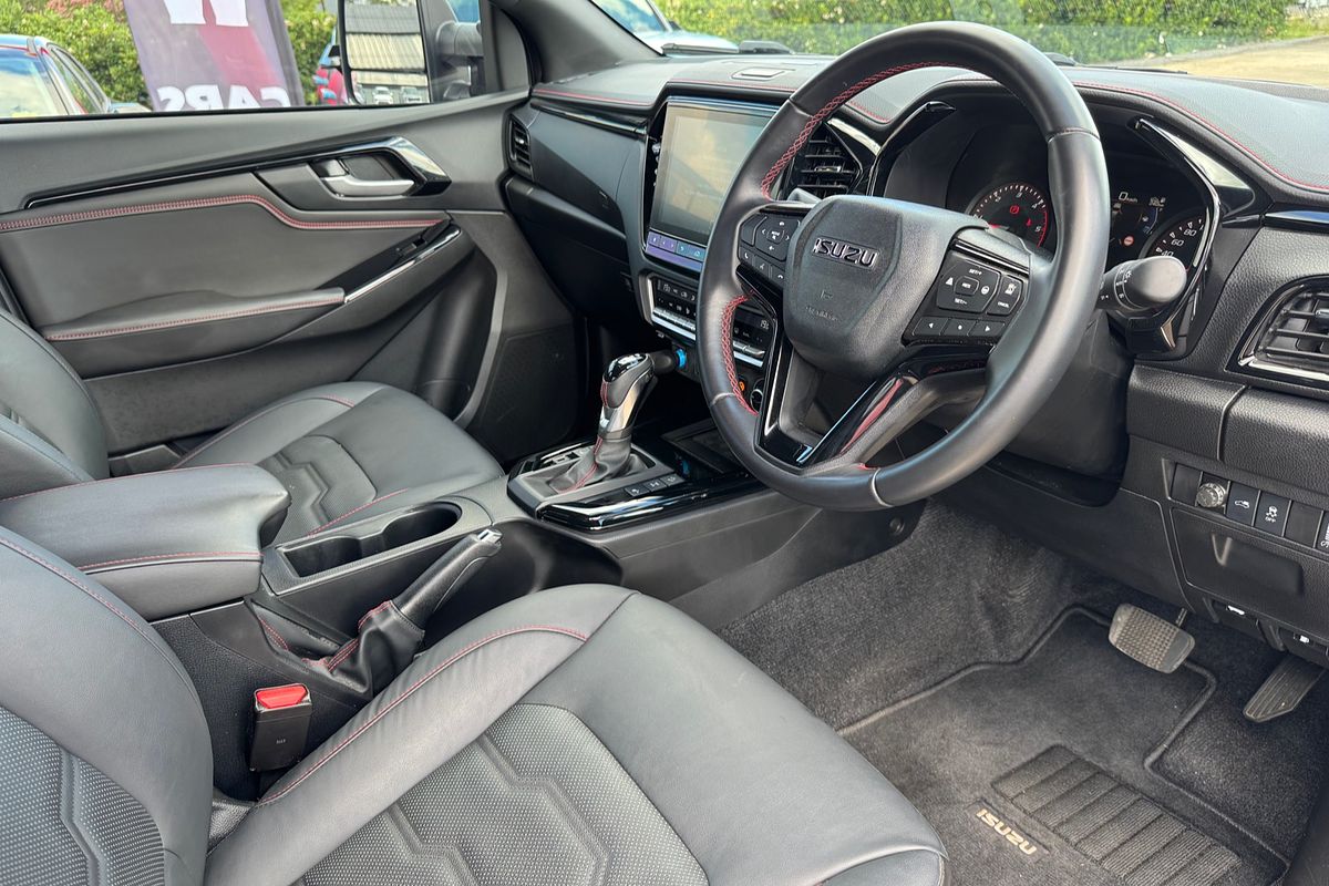 2023 Isuzu D-MAX X-TERRAIN 4X4