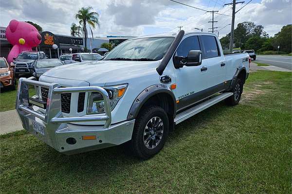 2016 Nissan TITAN