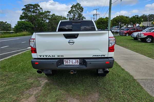 2016 Nissan TITAN