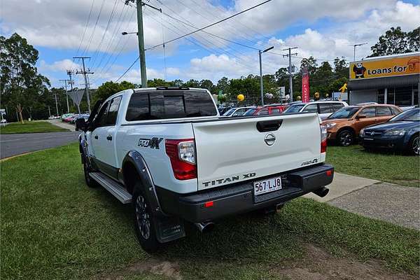 2016 Nissan TITAN
