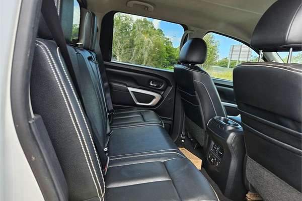 2016 Nissan TITAN