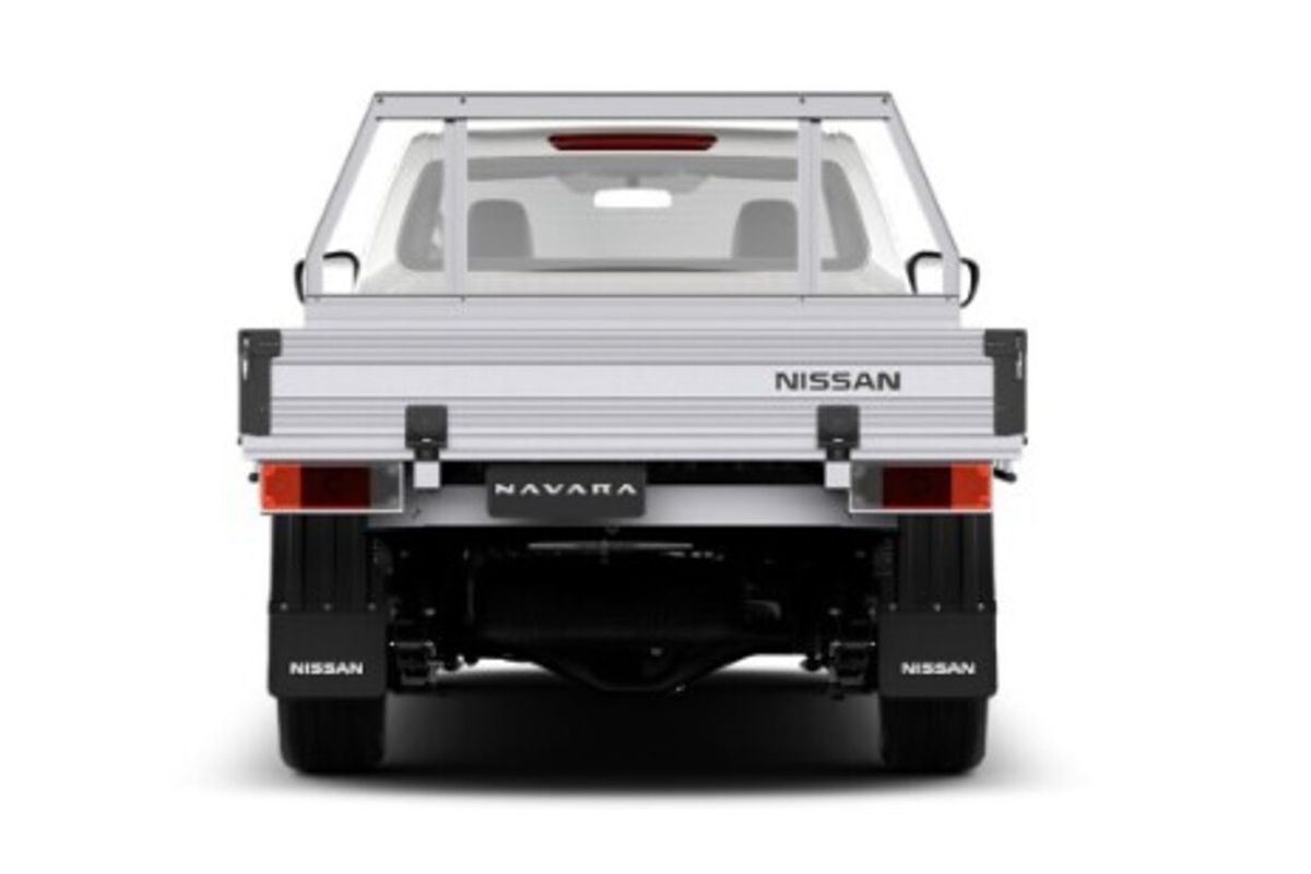 Nissan NAVARA 4X4 2.3 DSL AUTO SC CC SL