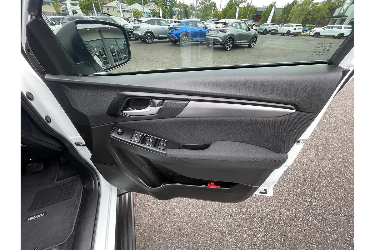 2021 Isuzu MU-X LS-M