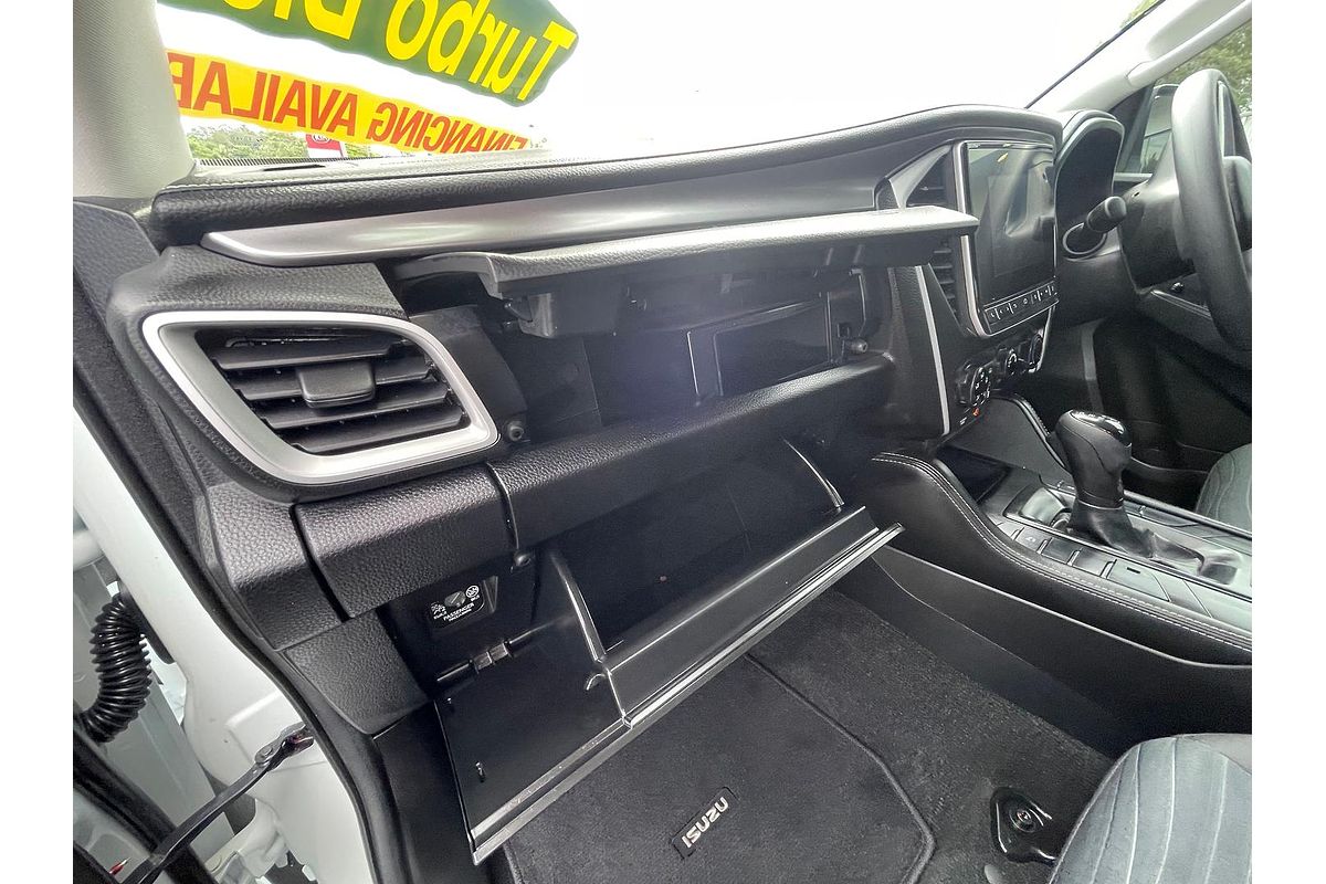 2021 Isuzu MU-X LS-M