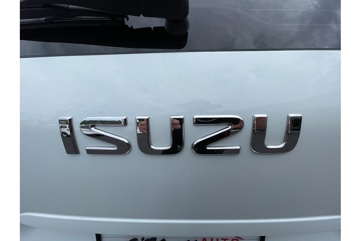 2021 Isuzu MU-X LS-M