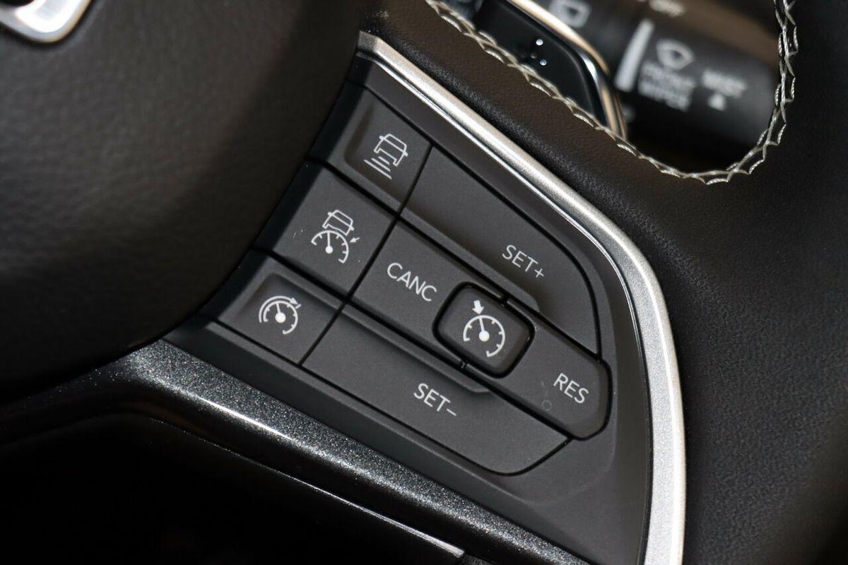2023 Jeep Grand Cherokee Night Eagle WL