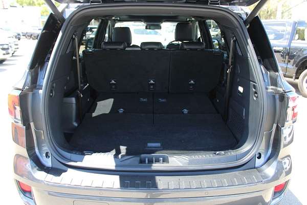2023 Ford Everest Platinum