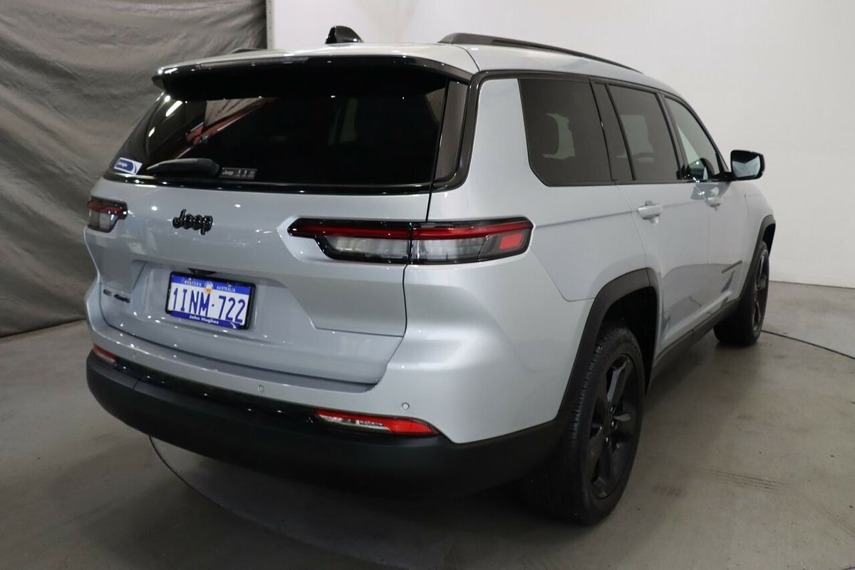 2023 Jeep Grand Cherokee Night Eagle WL